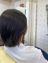 ピースヘアー(Pi:s HAIR) さりげなくイアリングカラー