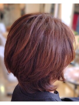 ブルーミングヘアー ニュアンスパーマミディアムレイヤー