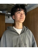 アン モラ(Un mora)&nbsp;フェザーパーマ/メンズカット