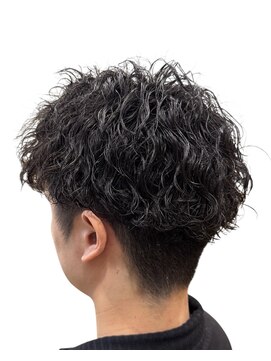 銀座マツナガ 神田店 大人ツイストスパイラルパーマツーブロック