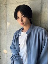 黒髪ウルフセンターパート