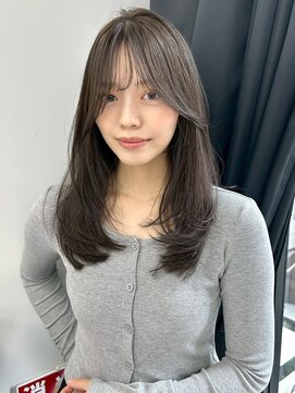 ユーフォリア 銀座(Euphoria) 小顔美人レイヤーカット×アッシュカラー30代40代50代