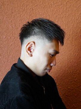 ダウバーバーショップ 銀座(DAU BARBER SHOP) スキンフェード