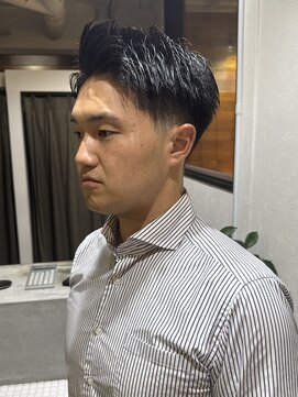 イロプラスソイ(iro + soi) 爽やかアップバングショート