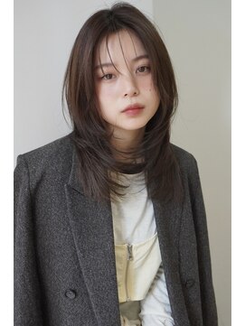 大人かわいいレイヤーカット