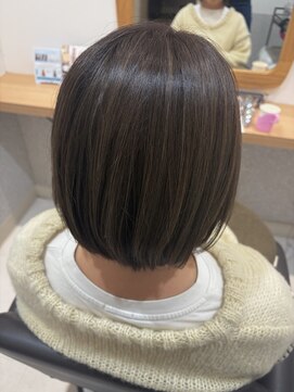 カーキグレー！ナチュラルハイライト