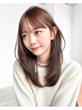 シオン(shion) ロング前髪カット顔周りレイヤーココアベージュ_F41248