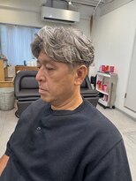 エン(en.)&nbsp;40代50代メンズフェザーパーマ大人ダンディショート