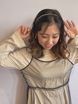 メレ(mele) グラデーションカラー×ゆるカール