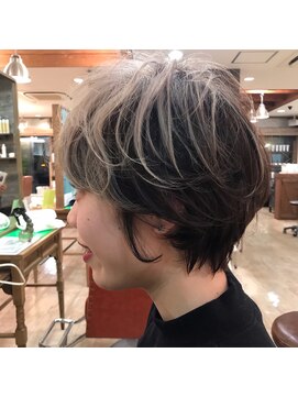 パース(PARS) 人気のショートスタイル【PARS　内山祐志】
