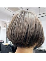 カムジーヘッドカミノウラ(COMEGHEAD KAMINOURA)&nbsp;アッシュベージュ　＃上通り＃並木坂＃ブリーチ＃ダブルカラー