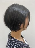 大人可愛い前下がりひし形小顔ボブ丸みショート