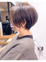 アヴァロン(AVALON) 絶壁解消×アッシュグレー×40代×前髪長め大人ショートボブ永