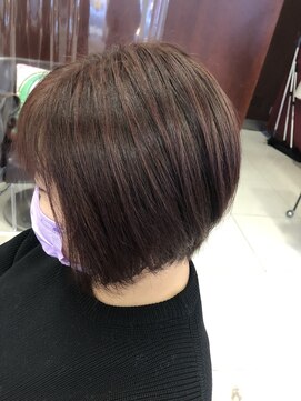 ミングルクラーロヘアー(MINGLE CLARO hair) シークレットハイライト前下がりボブ
