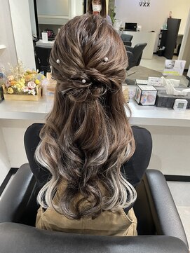 トゥエンティ ファイブ(TWENTY FIVE) 韓国風ハーフアップ/網島