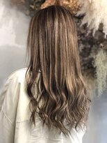 ナンバーサーティーン(No.13)&nbsp;アッシュベージュ