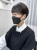 オウル(Owll) 【Owll】20代30代40代刈り上げ大人ぱつっとバングベリーショート