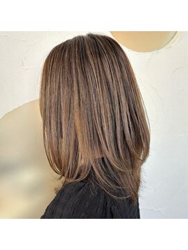 ヘアメイク シンズ レインボー(Hair Make SHIN'S RAINBOW) ハイライトカラー/ブリーチ/ベージュハイライト/高松