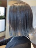 切りっぱなしボブ,ミニボブ,ボブ、インナーカラー,ハイライト