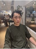 七三分けオールバックかきあげ