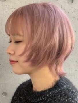 ”人気急上昇中”ウルフショート×ベビーピンク