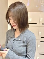 ヒビヲ 天神警固(HIBIO)&nbsp;ショートボブ切りっぱなしボブタッセルボブミルクティーベージュ