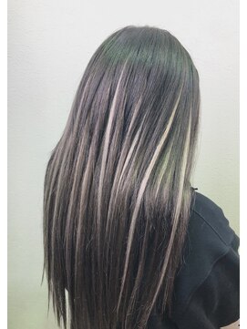 ライブトレア(LIVE TOREA) 編み込みエクステハイライト