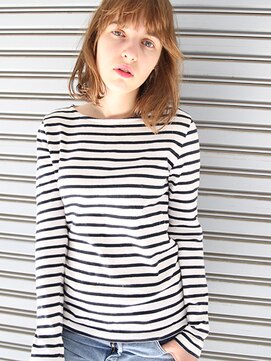 サバービア(suburbia) 『カット+ファストブリーチ+ホワイトグレージュ』