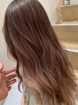 ハブ(hub) ピンクベージュ