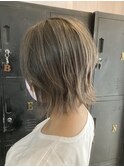 グレージュ×くびれミディ