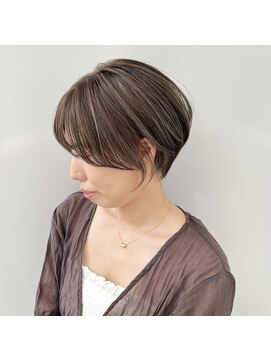 エストアール フクオカ 福岡博多店(est-r. Fukuoka) ハイライト/ダブルカラー/くびれショート/大人ショート