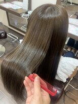 ヘアーアンドメイク ビス(HAIR&MAKE bis) 髪質改善トリートメントでツヤとまとまりを【立川ZESTbis/水島】