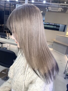 リア 布施店(Lia) シルバーベージュ×エンドカラー