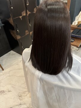 ニーゼロゼロナナ(2007) 髪質改善カラー