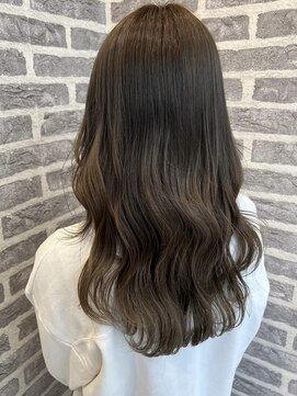 アース 流山おおたかの森店(HAIR&MAKE EARTH) 赤みを抑えたくすみオリーブカラー