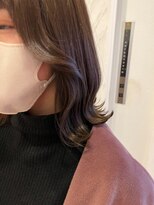 ネウィ 川崎(newi)&nbsp;丸型卵形韓国風顔まわりエアリーロング美髪ピンクブラウン川崎