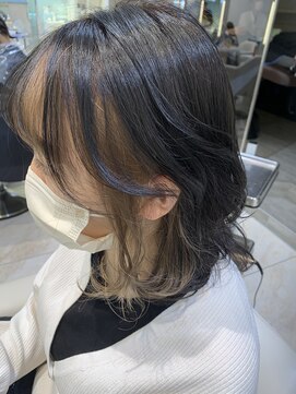 ケンジ 平塚 アネッタ(KENJE annetta) インナーカラー フェイスフレーミング