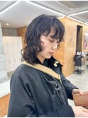 ウルフ　ナチュラル　くせ毛風　パーマ　ミディアム　レイヤー