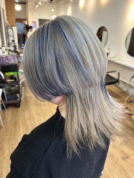 ラック 津田沼(LUCK) ウルフカット/津田沼/ブリーチ/推しカラー