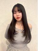 ロング前髪ありトレンドレイヤーカット