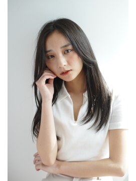 ルフュージュ バイ プロデュース 相模大野店(Refuge by Produce) 暗髪/レイヤーカット/長めバング