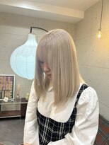 ヘアアンドメイク ルシア 奈良店(hair & make Lucia)&nbsp;ホワイトベージュ