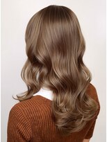 アース 天満橋店(HAIR & MAKE EARTH)&nbsp;冬の美人ハイトーン◎ミルクティグレージュで小顔ミディ