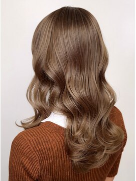 アース 天満橋店(HAIR & MAKE EARTH) 冬の美人ハイトーン◎ミルクティグレージュで小顔ミディ