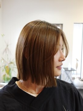 ディッセンバー 伊勢崎(December) 切りっぱなしボブ/ミニボブ/丸くないボブ/ヘーゼルベージュ