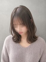 コカ(CoKa)&nbsp;外ハネスタイル+アッシュブラウン