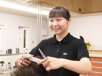 モコヘアーフロール(MOCO hair flor)の写真/気を遣わせない実力派 stylistがマンツーマン施術！一人一人に合わせた施術であなたのお悩みを解決します★