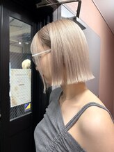 シード 成増 下赤塚店(ced.)&nbsp;ハイトーンブリーチダブルカラーミルクティーベージュボブ