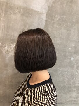 モールヘア 西中島店(MOOL hair) 大人かわいいワンレングスボブ/プラチナカラー