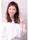 かき上げヘムライトラベージュ暖色カラーストカールくびれヘア